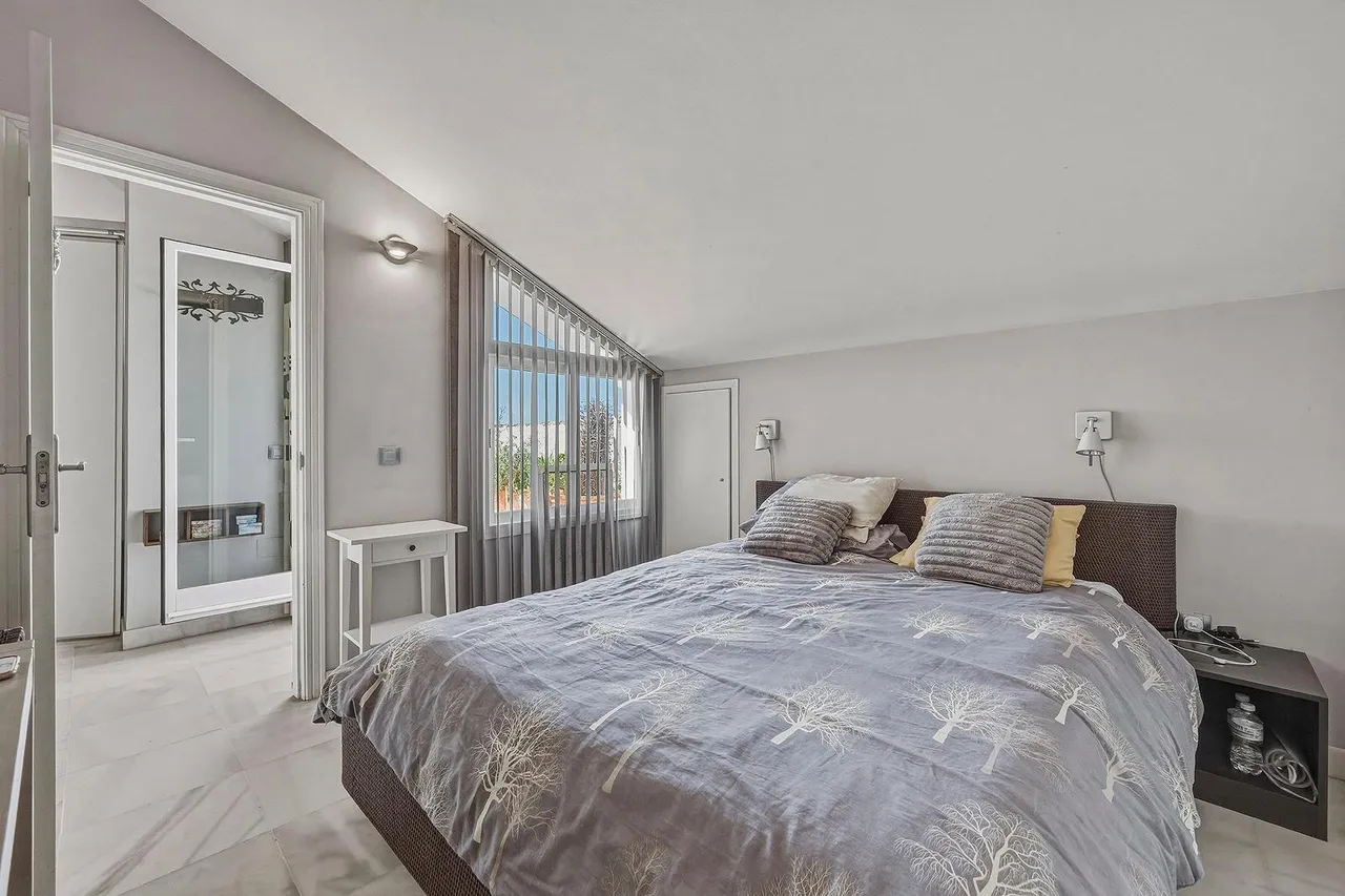living - 118m² apartment with 19m² terrace for sale in Golden Mile - gallery - 9