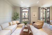 living - Piso de 200m² con 15m² terraza en venta en Eixample Derecho - gallery thumbnail - 3