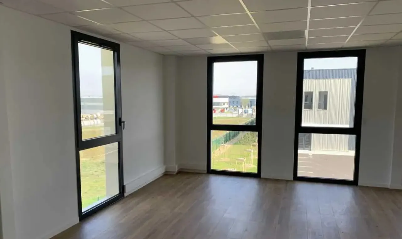 logistics - Activités / Bureaux À Louer - gallery - 6