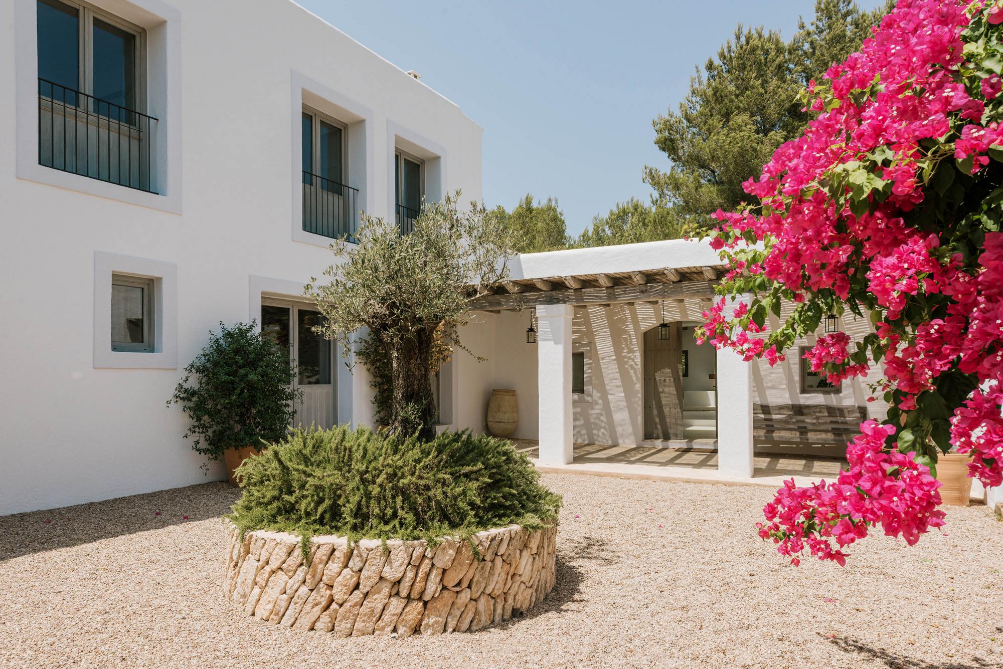 living - 517m² house / villa for sale in San Juan, Balearic Islands - gallery - 3