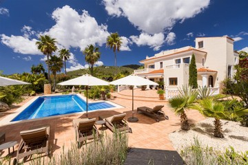 living - 300m² house / villa for sale in Ibiza Town - featured