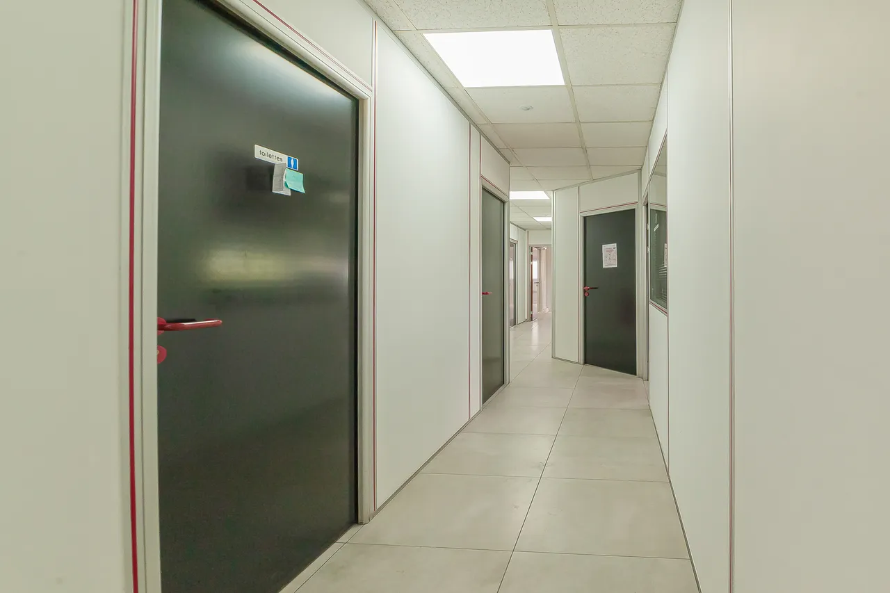 logistics - Activités / Bureaux À Louer - gallery - 8