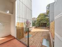 living - Piso de 79m² con 33m² terraza en venta en Gràcia, Barcelona - gallery thumbnail - 5