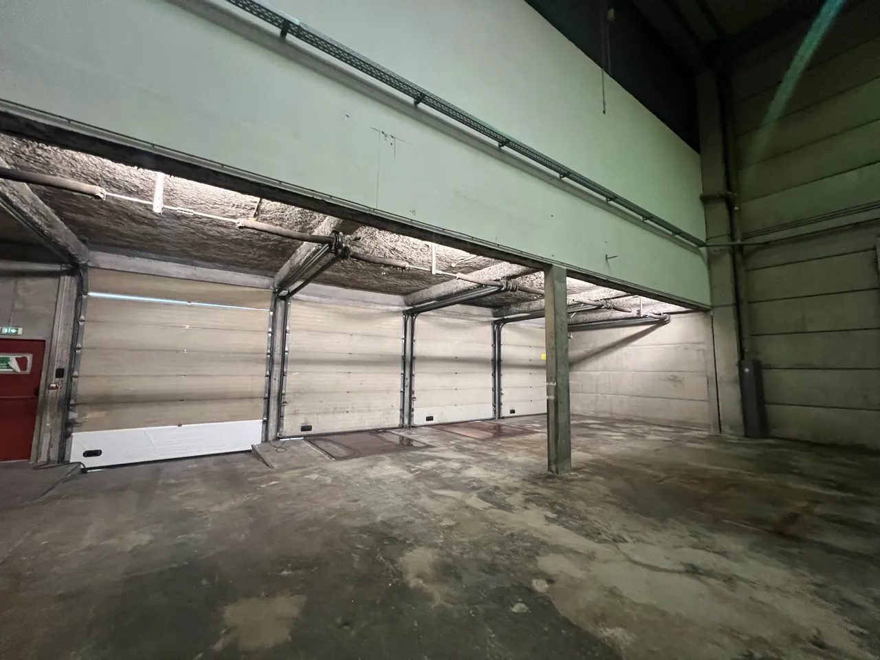 logistics - Warehouse / Offices For Rent - gallery - 4