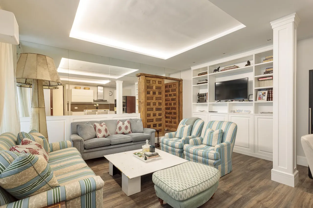 living - Piso de 130m² en venta en Chueca - Justicia, Madrid - gallery - 3