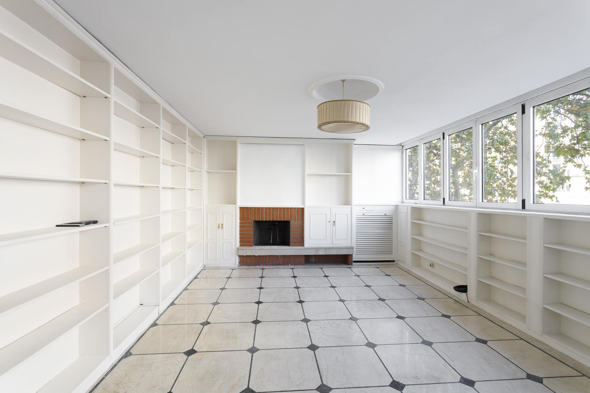 living - 287m² apartment for rent in Guindalera, Madrid - gallery thumbnail - 9
