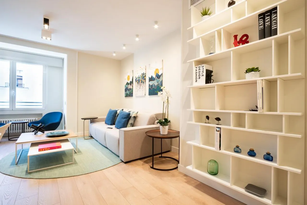 living - 96m² apartment for rent in Lista, Madrid - gallery - 5