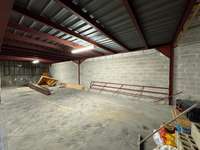 logistics - Local d’activités À Louer - gallery thumbnail - 4
