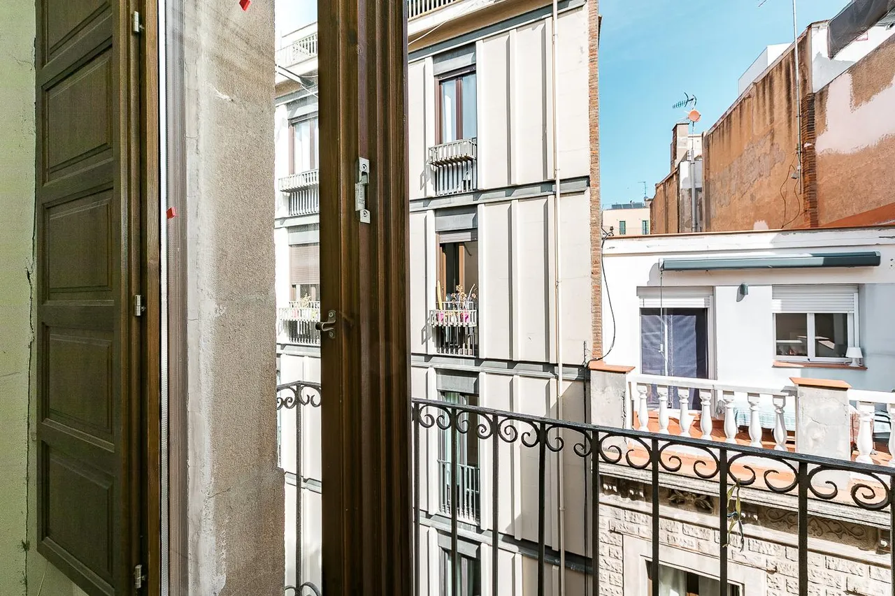 living - 73m² penthouse with 50m² terrace for sale in El Raval - gallery - 3