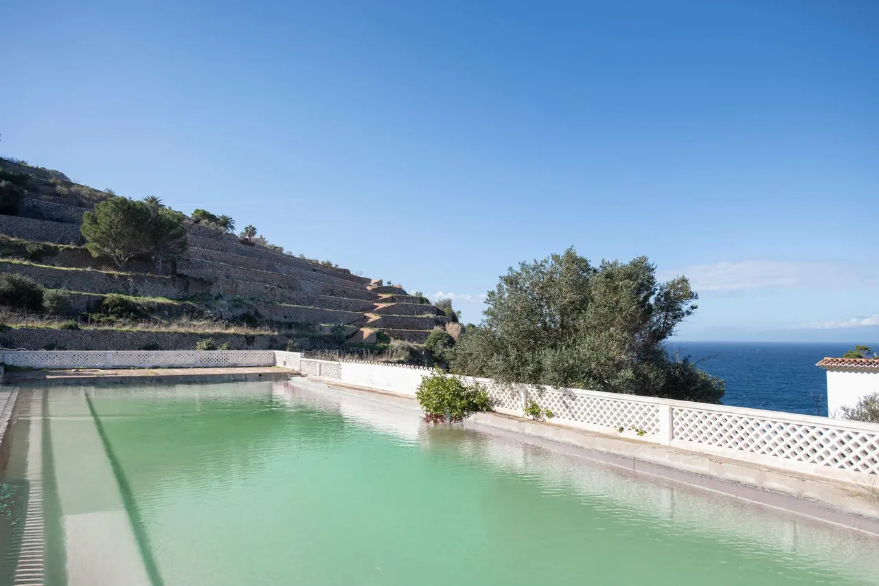 living - 690m² house / villa with 1,500m² garden for sale in Esporles - gallery - 5