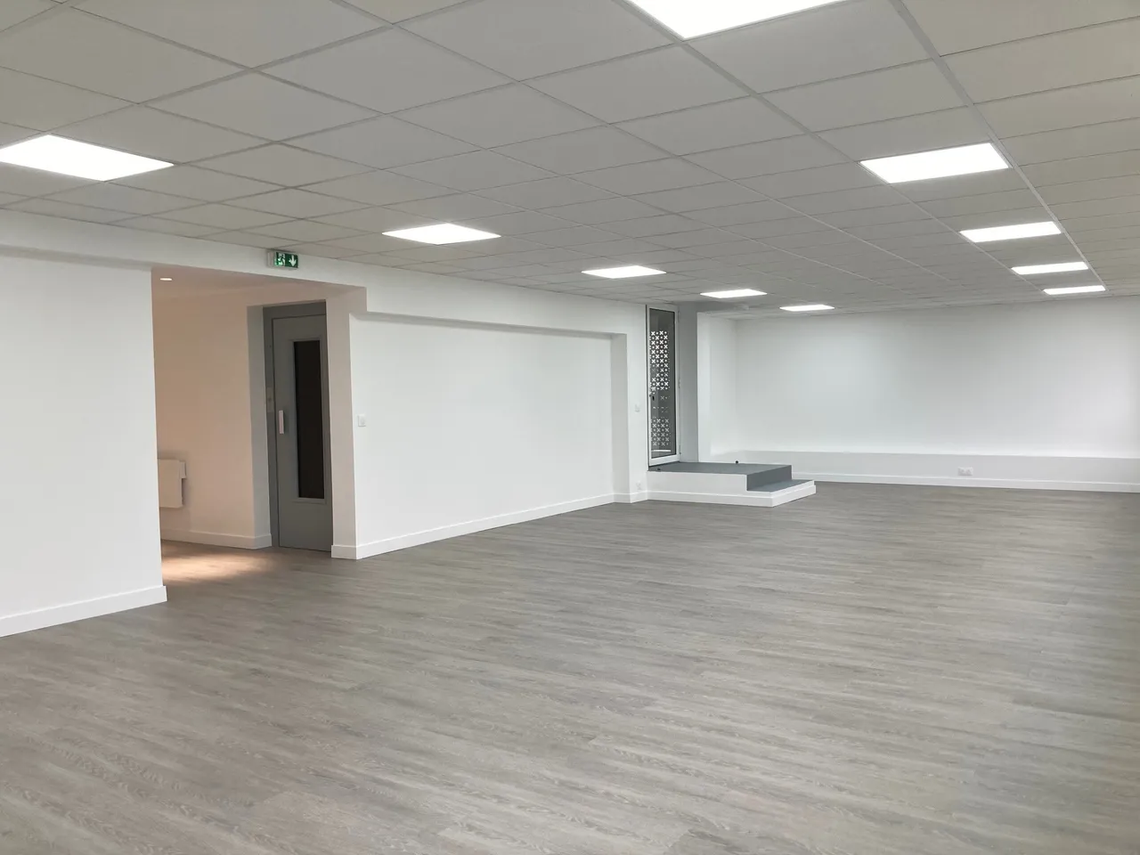 office - Bureaux À Louer - gallery - 2