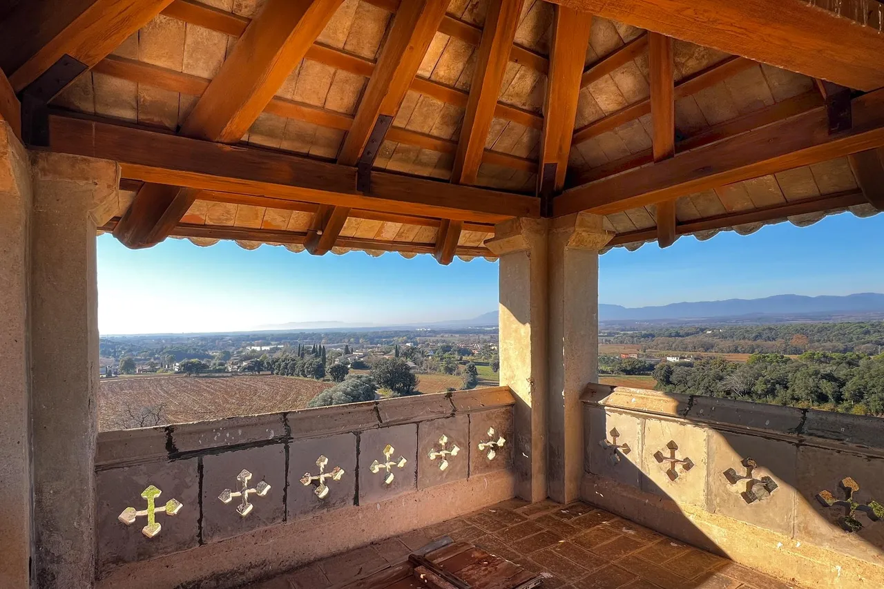 living - Casa rural de 909m² en venta en El Gironés, Girona - gallery - 3