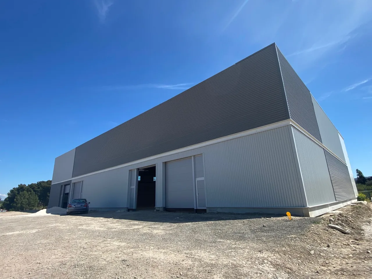logistics - Light Industrial Premises / Offices For Sale - gallery - 3