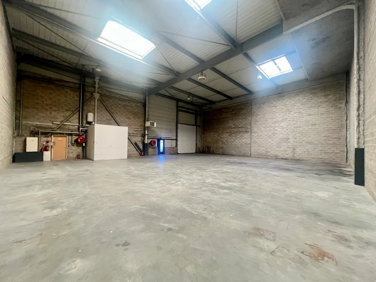 logistics - Activités / Bureaux À Louer - gallery - 2