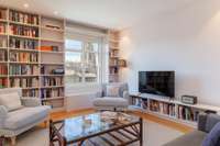 living - Ático de 111m² en venta en El Born, Barcelona - gallery thumbnail - 1