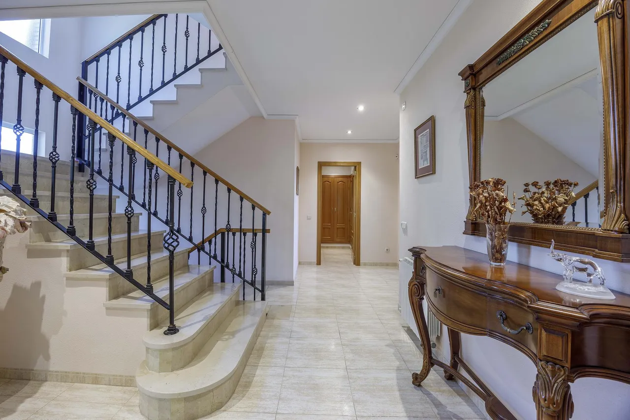 living - Casa / villa de 558m² en venta en Alfinach, Valencia - gallery - 8