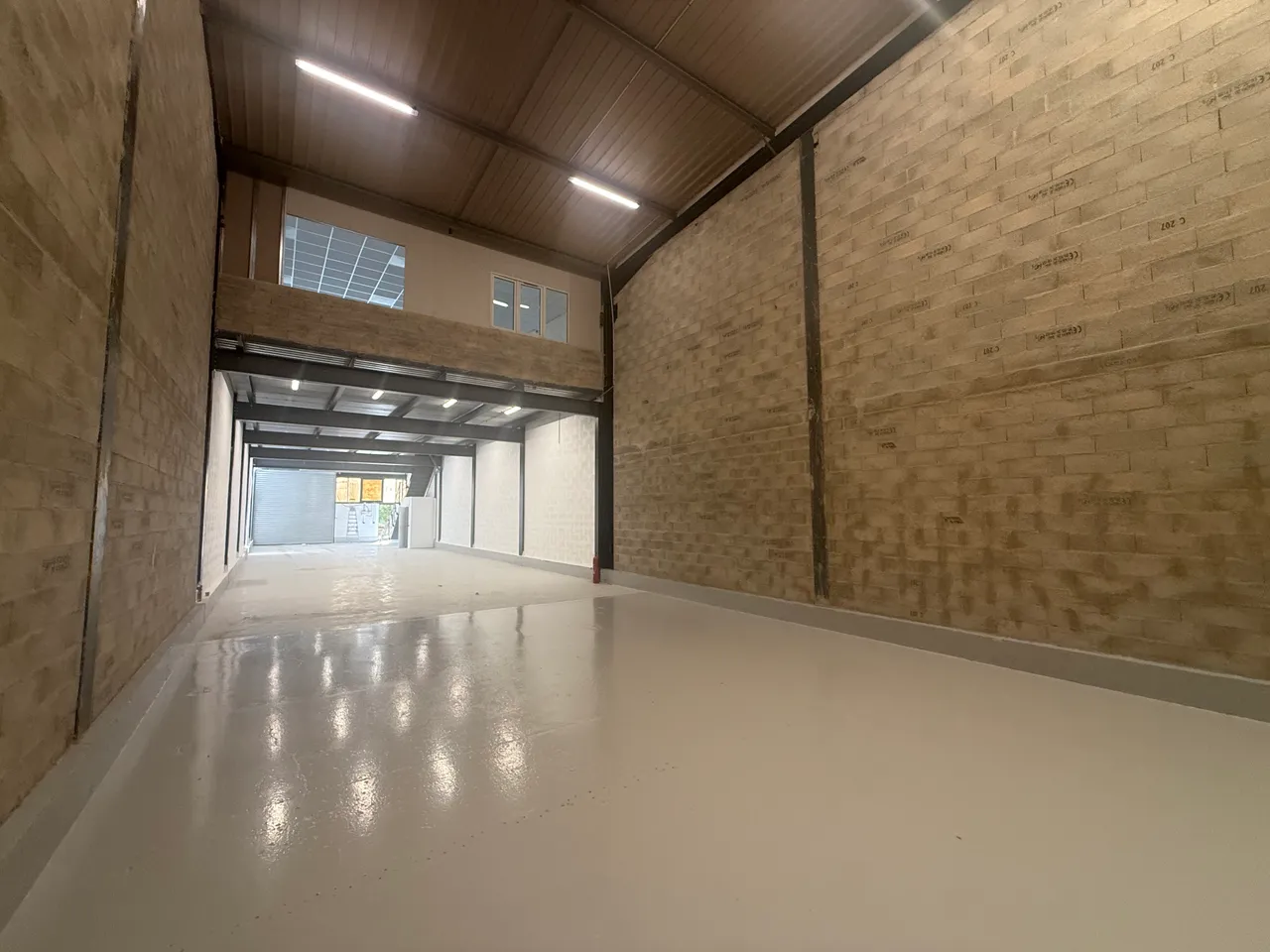 logistics - Activités / Bureaux À Louer - gallery - 3
