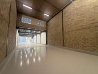 logistics - Activités / Bureaux À Louer - gallery thumbnail - 3