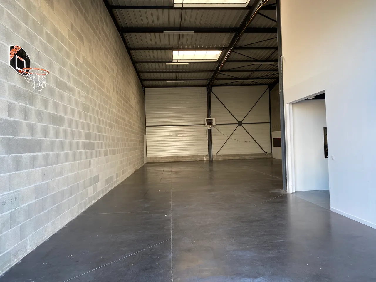 logistics - Activités / Bureaux À Louer - gallery - 3