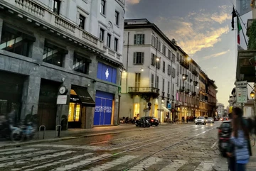 Dils con Marcelo Burlon County of Milan per l'apertura del primo flagship store a Milano - featured