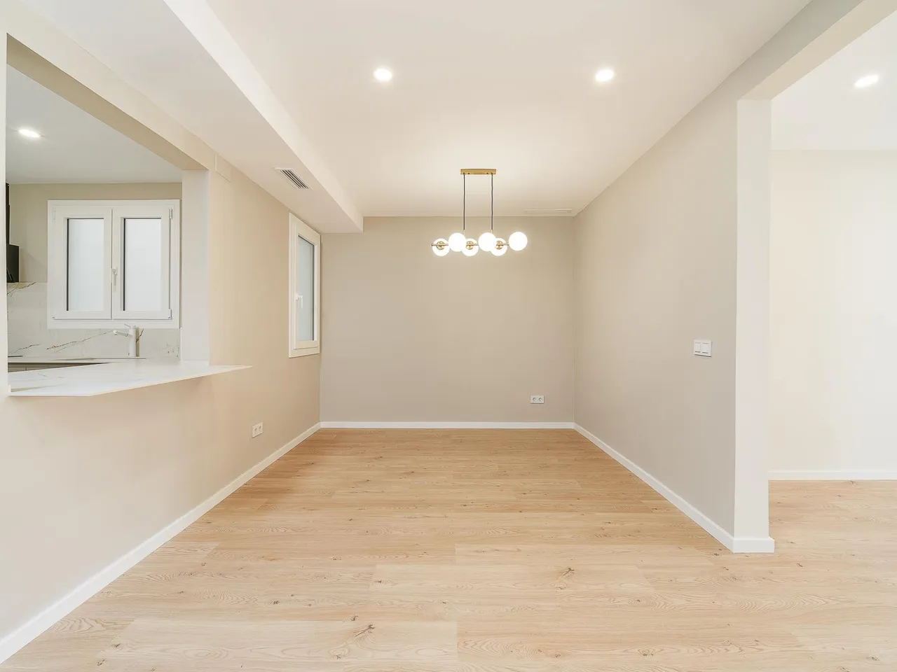 living - Piso de 138m² en venta en Gótico, Barcelona - gallery - 7