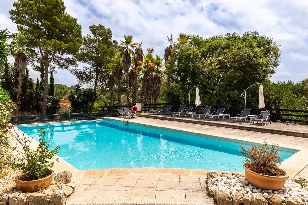 living - Hotel de 2,134m² en venta en Algaida, Islas Baleares - gallery - 9