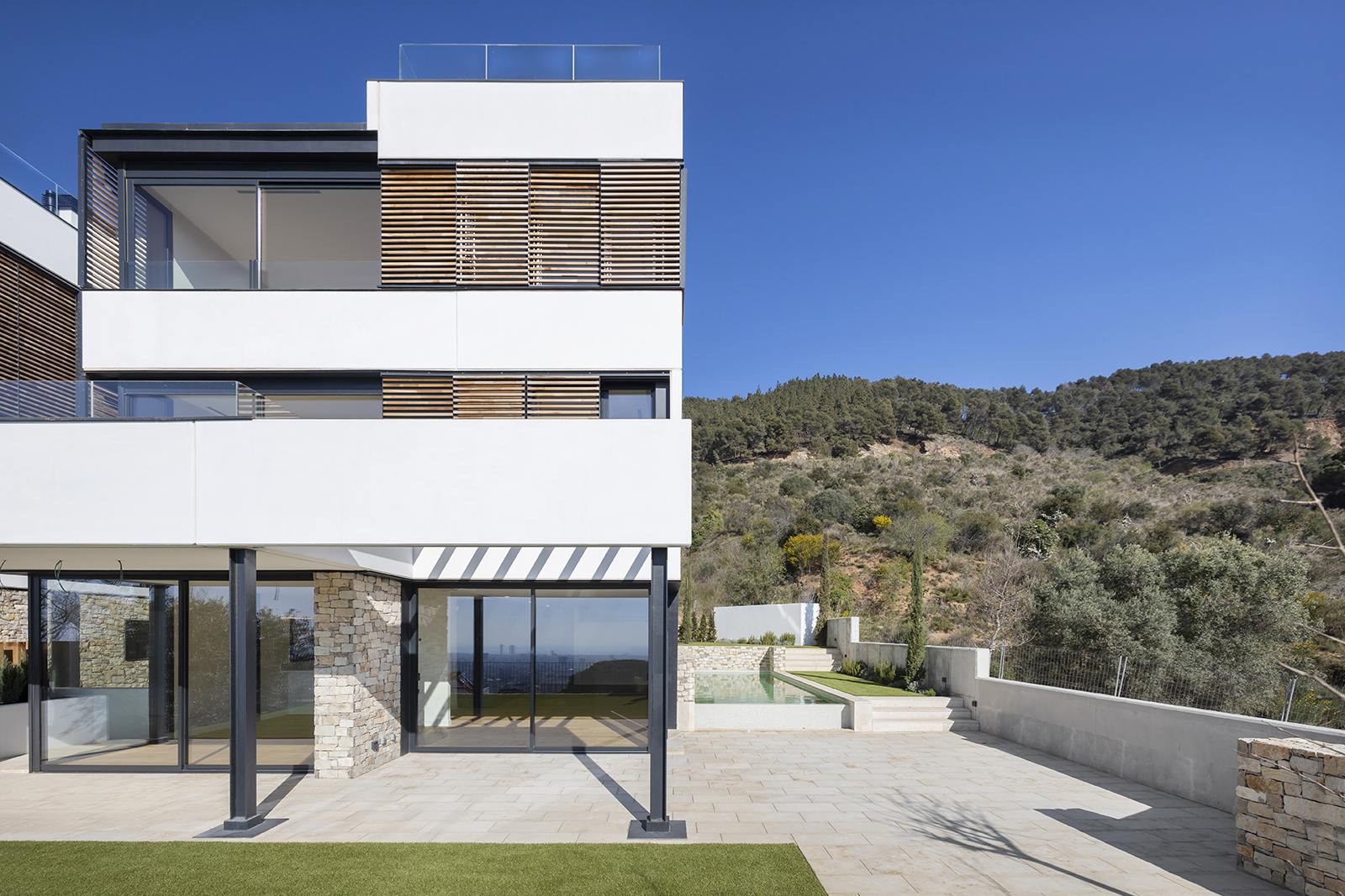 living - Casa / villa de 569m² con 310m² de jardín en alquiler en Sarrià - gallery thumbnail - 2