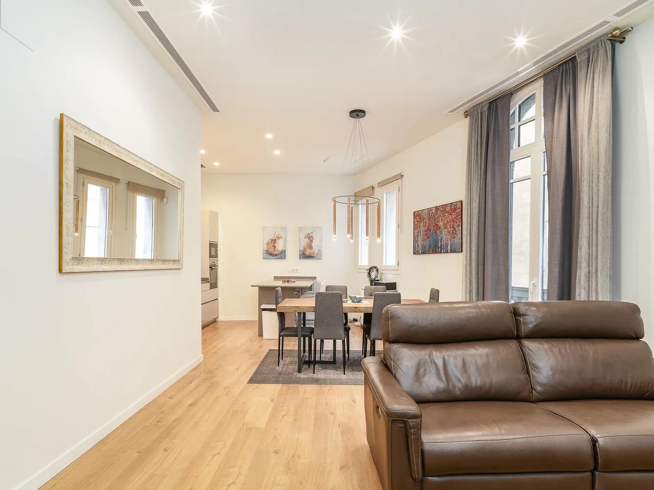 living - 169m² apartment for sale in El Born, Barcelona - gallery - 5