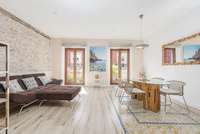 living - Piso de 90m² en venta en Gótico, Barcelona - gallery thumbnail - 2