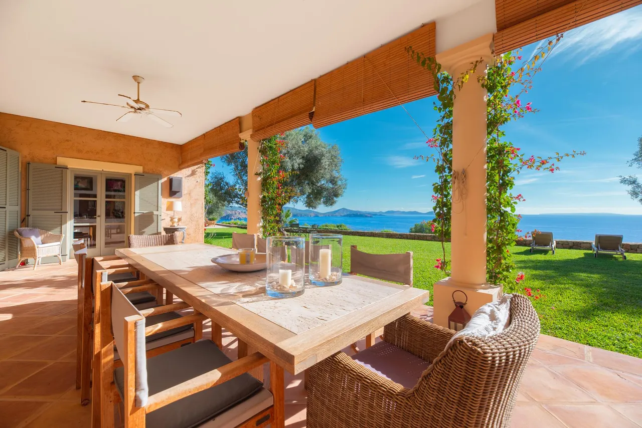 living - 520m² house / villa for sale in San José, Balearic Islands - gallery - 5