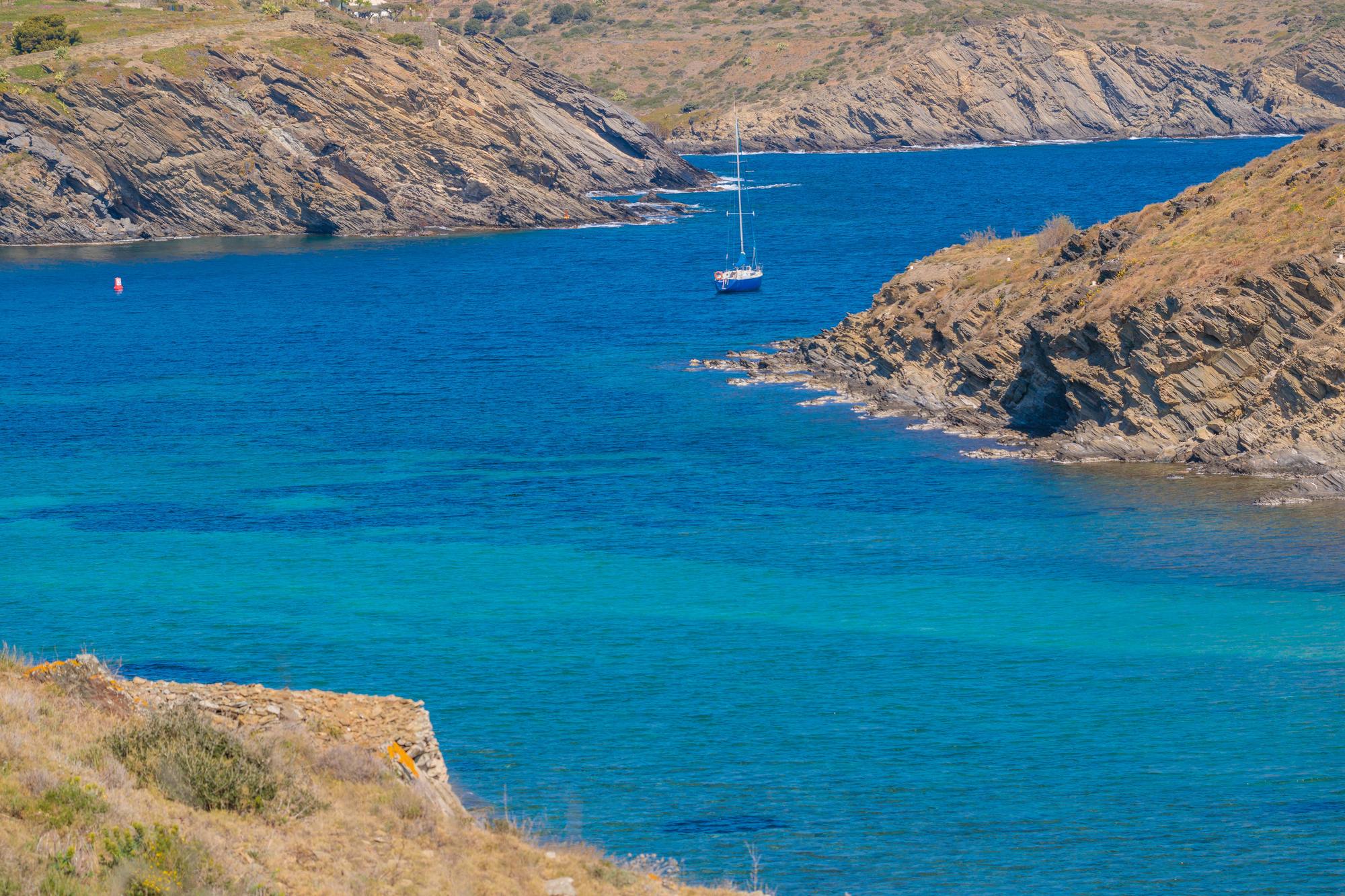 living - Parcela de 3,714m² en venta en Cadaqués, Costa Brava - gallery thumbnail - 4