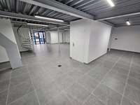 logistics - Local d’activités À Louer - gallery thumbnail - 3