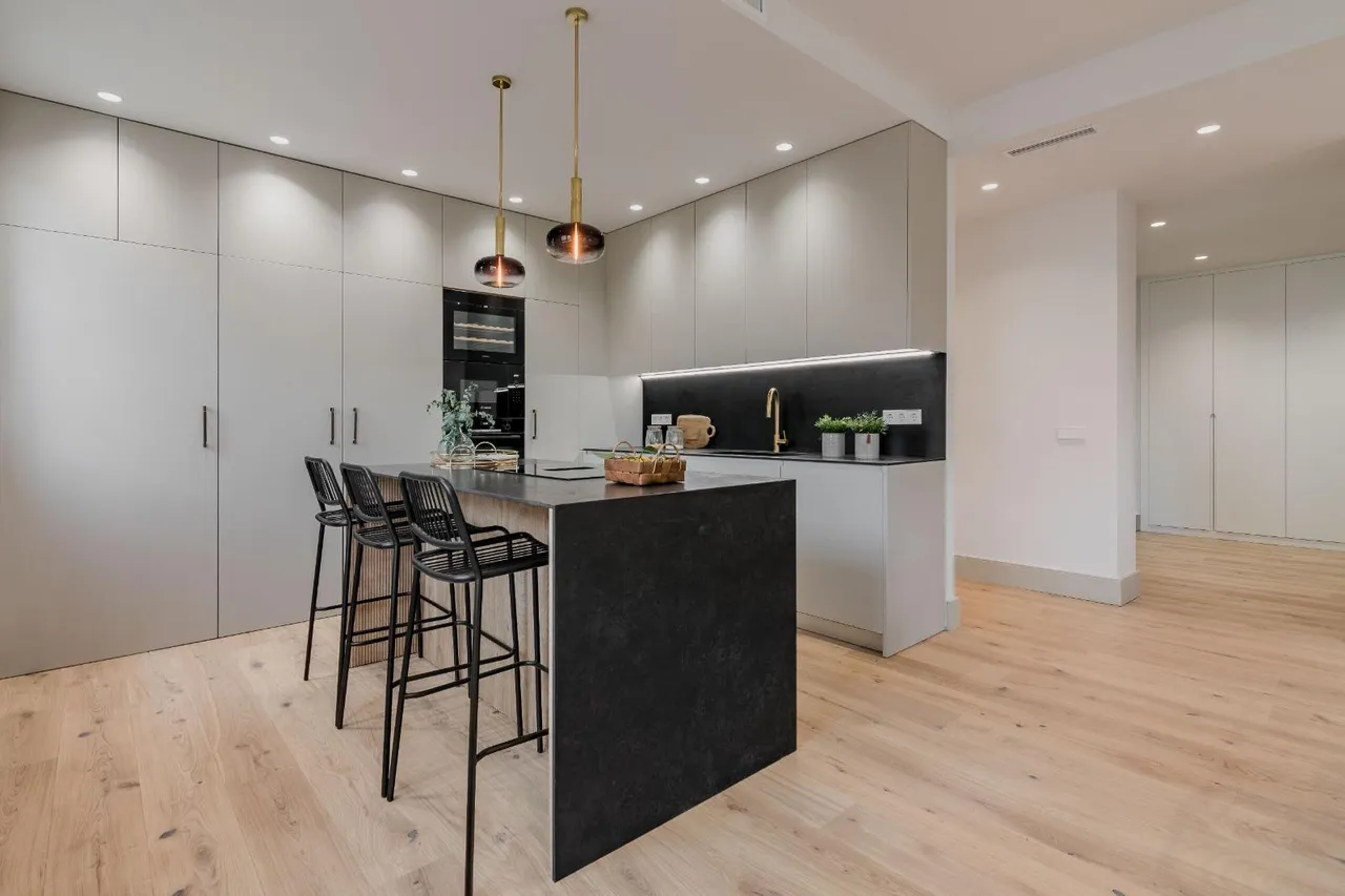 living - Piso de 171m² en venta en Gaztambide, Madrid - gallery - 5