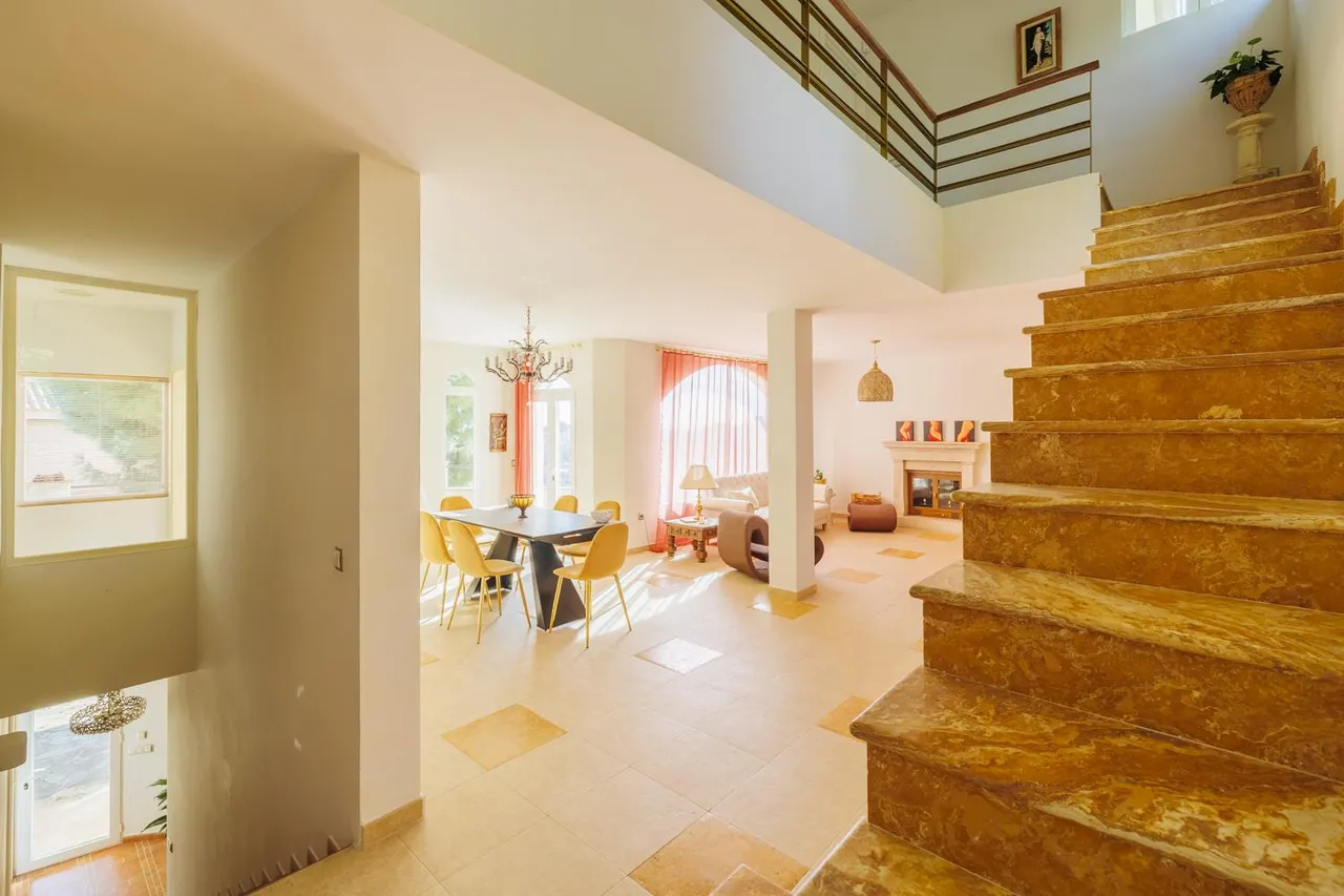 living - Casa / villa de 368m² en venta en Sierra de Madrid, Madrid - gallery - 5