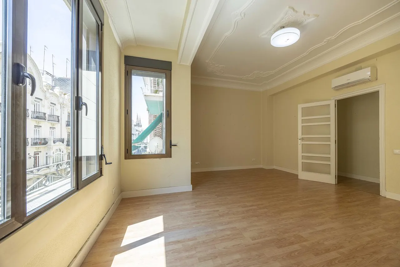 living - 205m² apartment for sale in El Pla del Remei, Valencia - gallery - 2