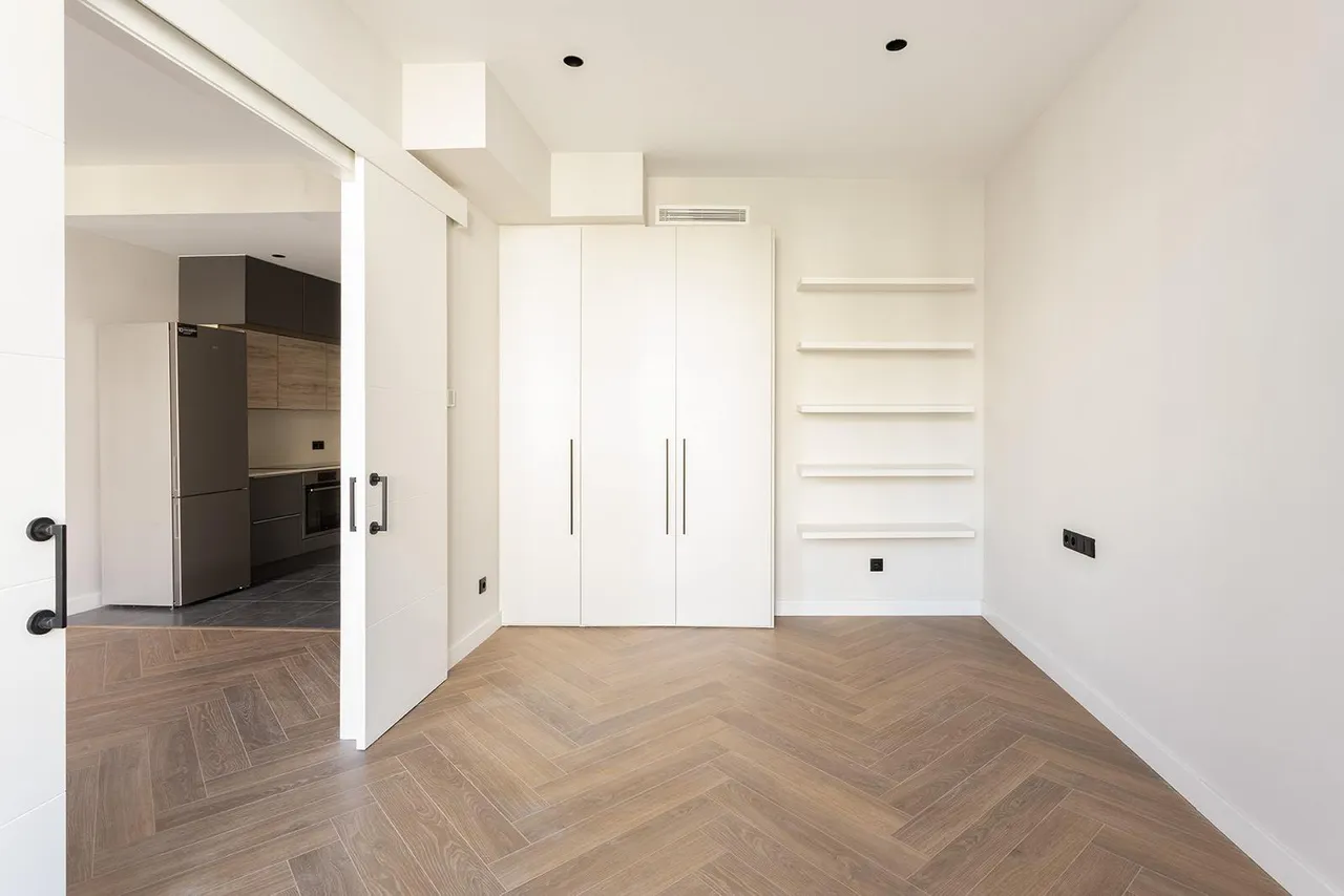 living - Piso de 77m² en venta en Eixample Derecho, Barcelona - gallery - 9