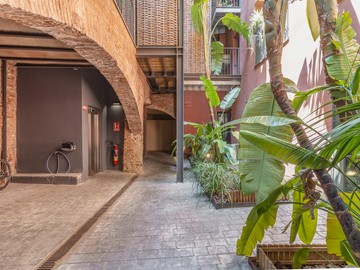 living - Piso de 47m² en venta en El Born, Barcelona - featured