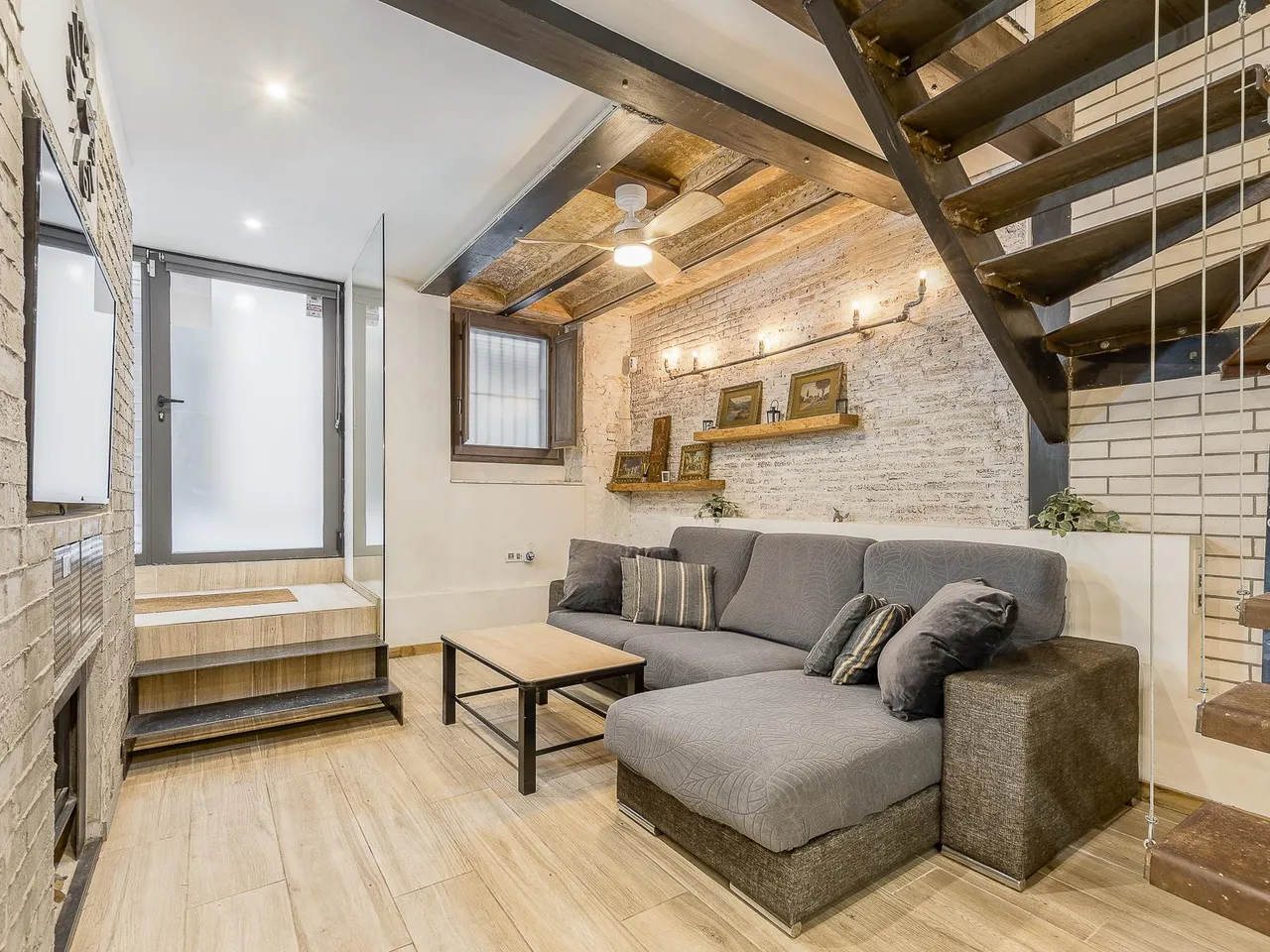 living - 123m² apartment for sale in El Raval, Barcelona - gallery - 5