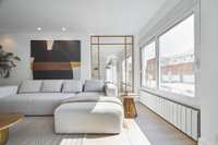 living - Piso de 276m² en venta en Castellana, Madrid - gallery thumbnail - 2