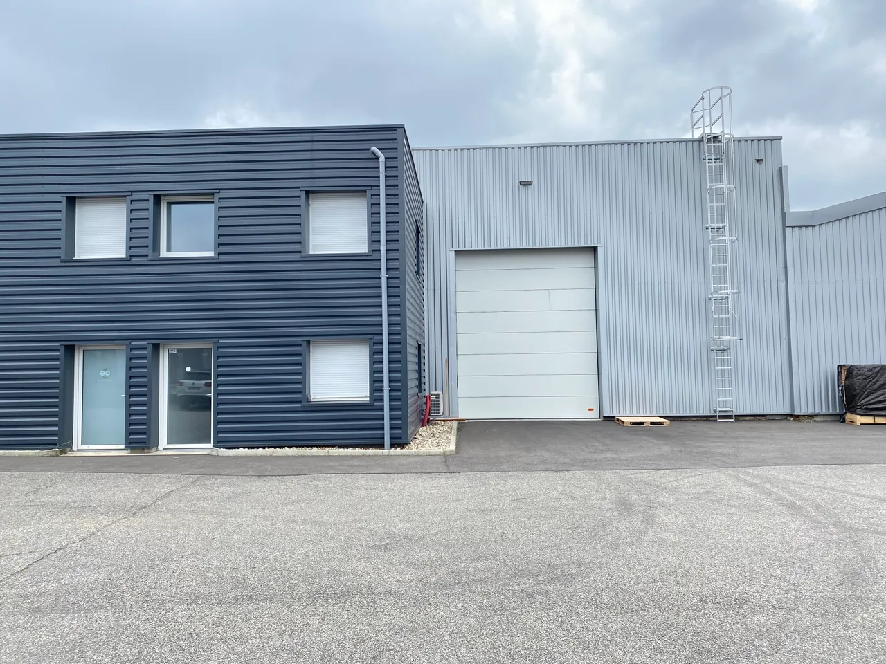 logistics - Activités / Bureaux À Louer - gallery - 3