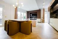 living - 120m² penthouse for rent in Cortes / Huertas, Madrid - gallery thumbnail - 3