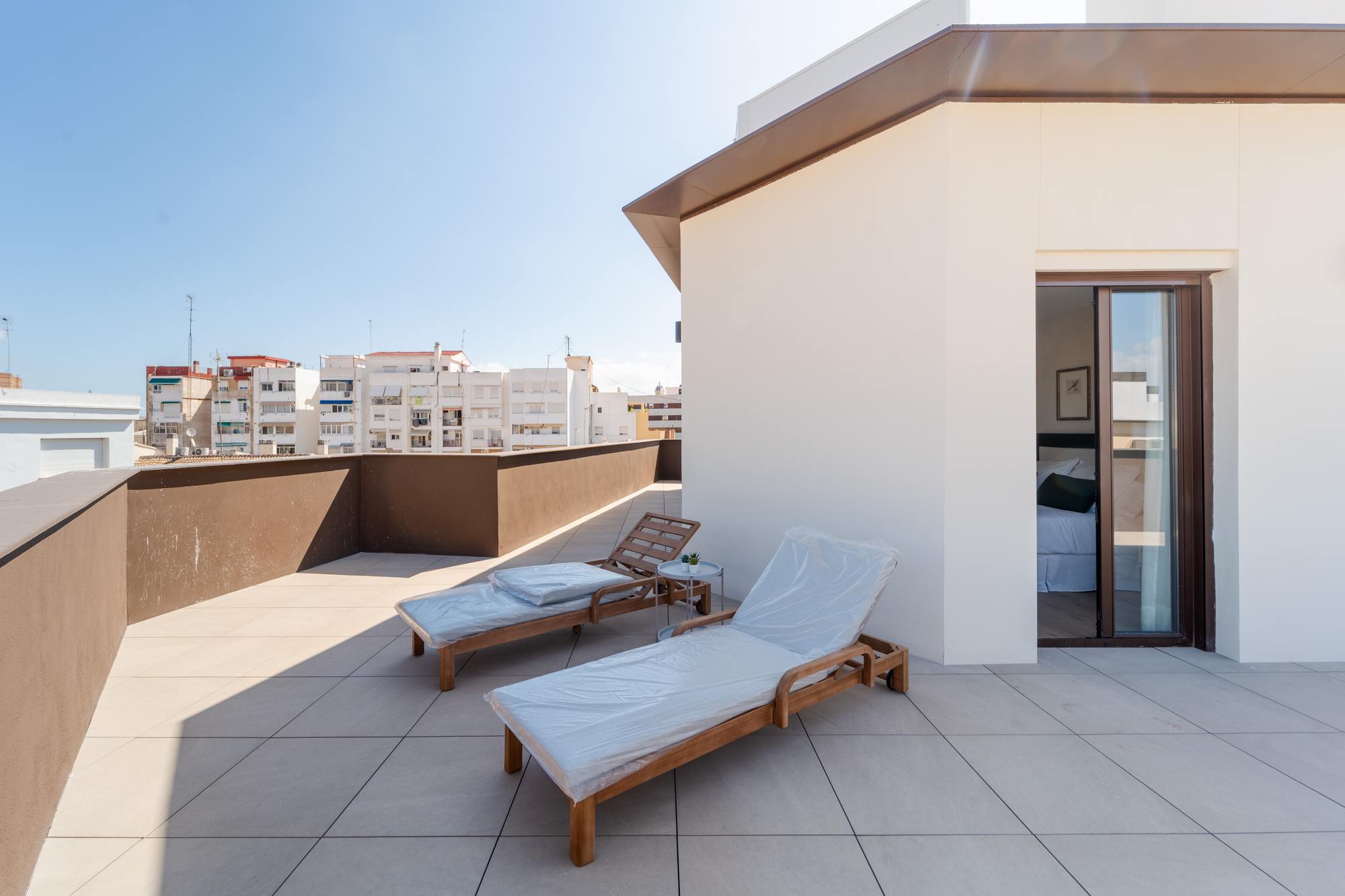 living - Ático de 210m² con 100m² terraza en venta en El Mercat - gallery thumbnail - 7
