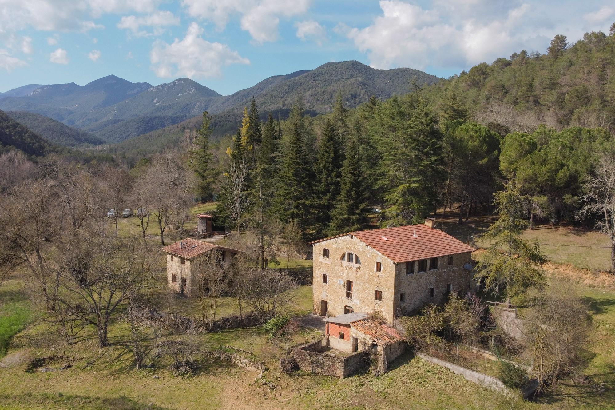 living - 444m² country house for sale in La Garrotxa, Girona - gallery - 8