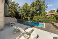 living - 396m² house / villa with 140m² garden for sale in Arturo Soria - gallery thumbnail - 3