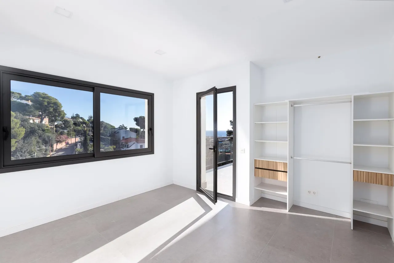 living - 326m² house / villa for sale in Cabrils, Barcelona - gallery - 6