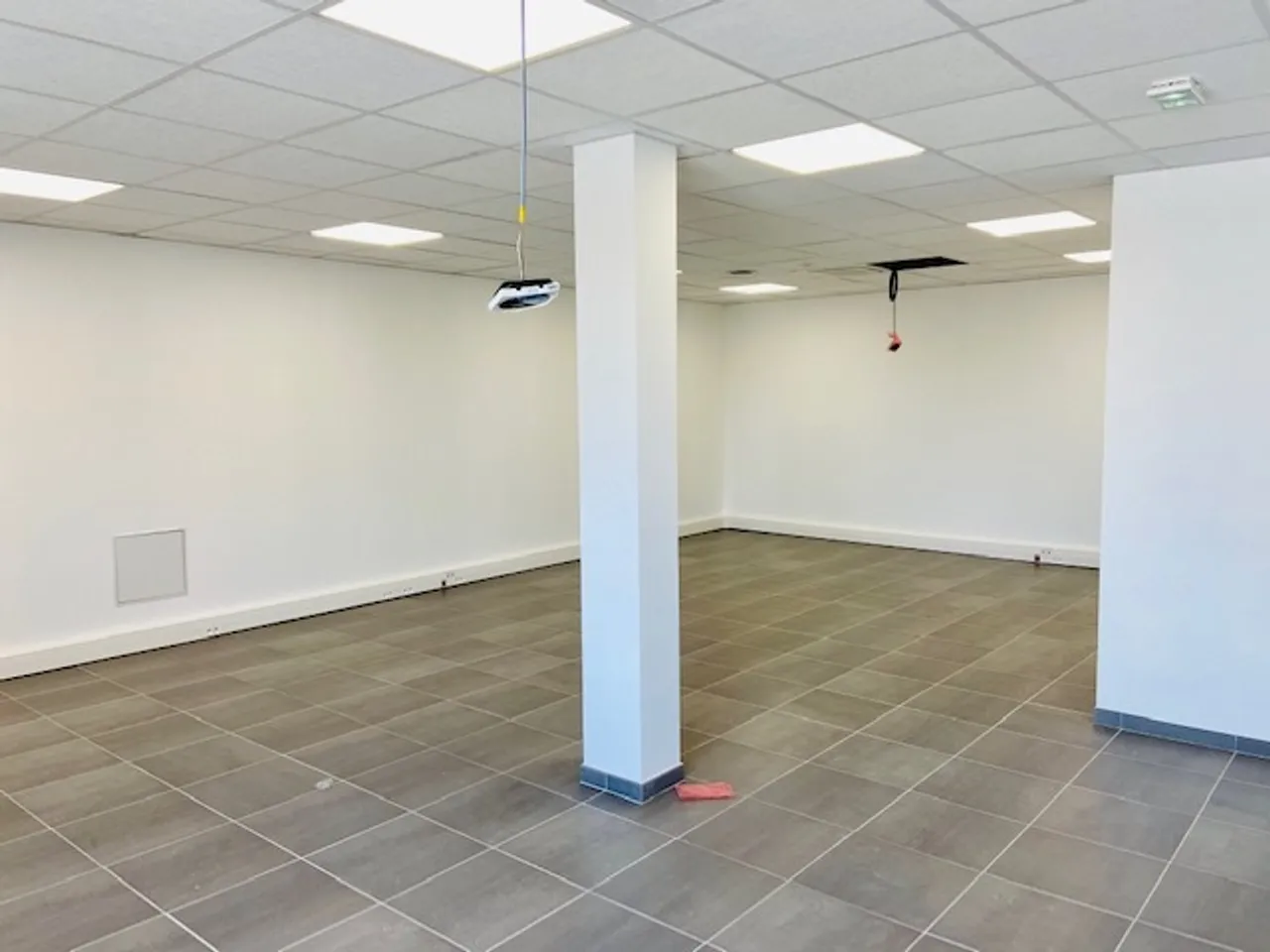 logistics - Activités / Bureaux À Louer - gallery - 4