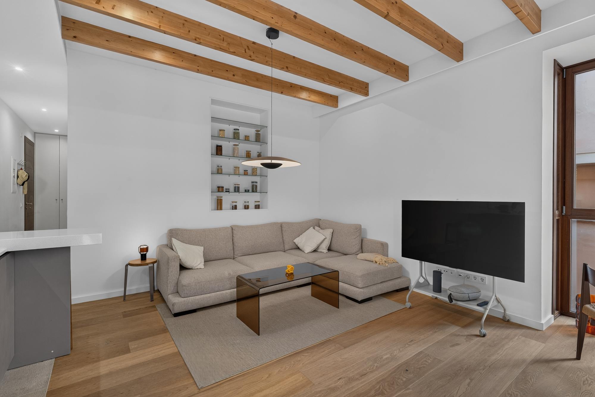 living - 60m² apartment for rent in Palma de Mallorca - gallery - 2