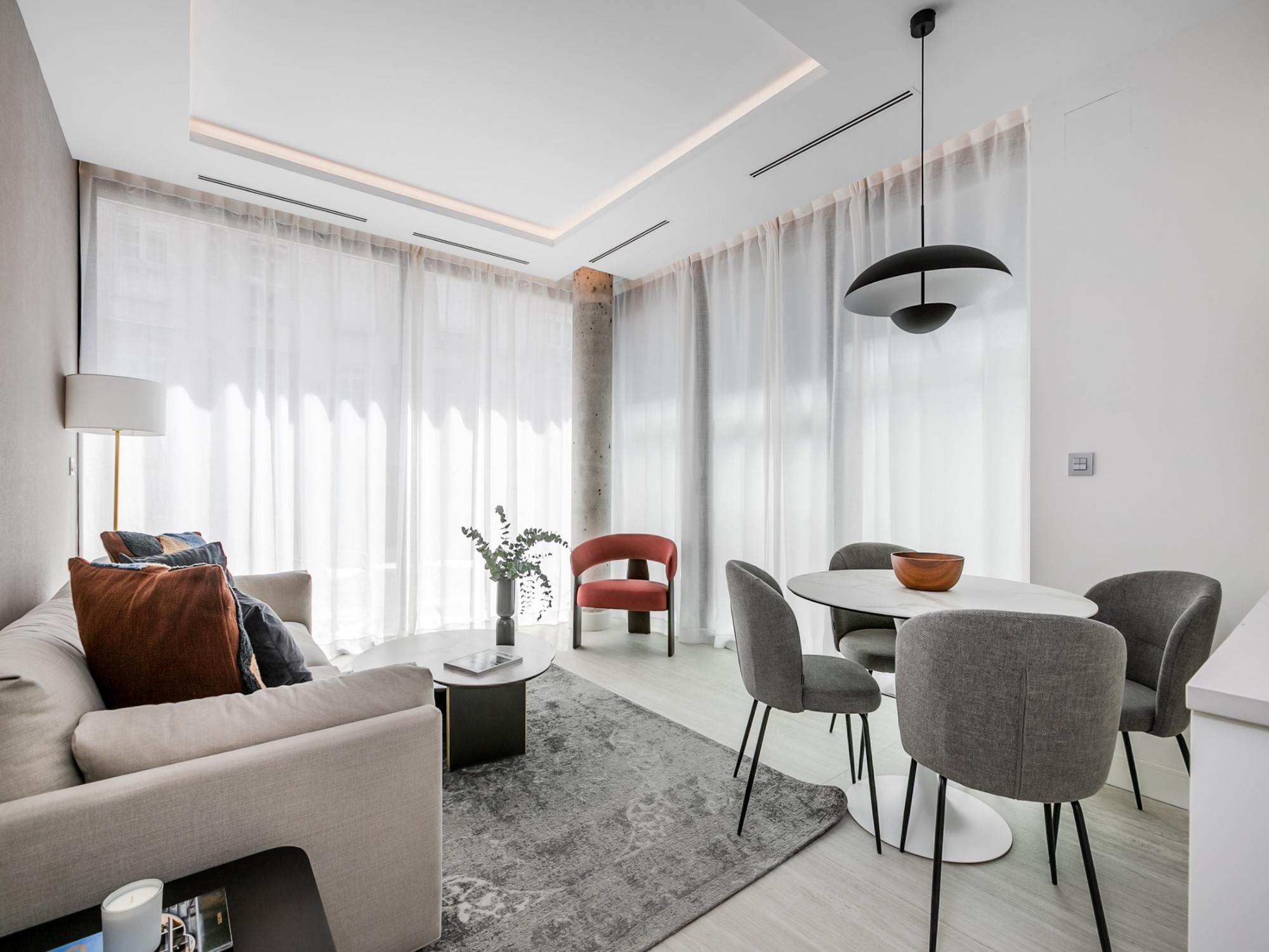 living - 125m² apartment with 15m² terrace for rent in Recoletos - gallery - 3