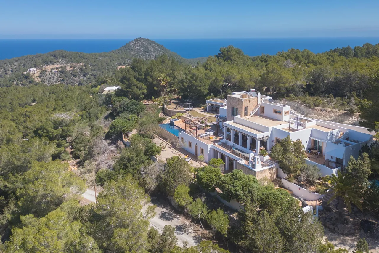 living - Casa / villa de 556m² en venta en San Juan, Islas Baleares - gallery - 2