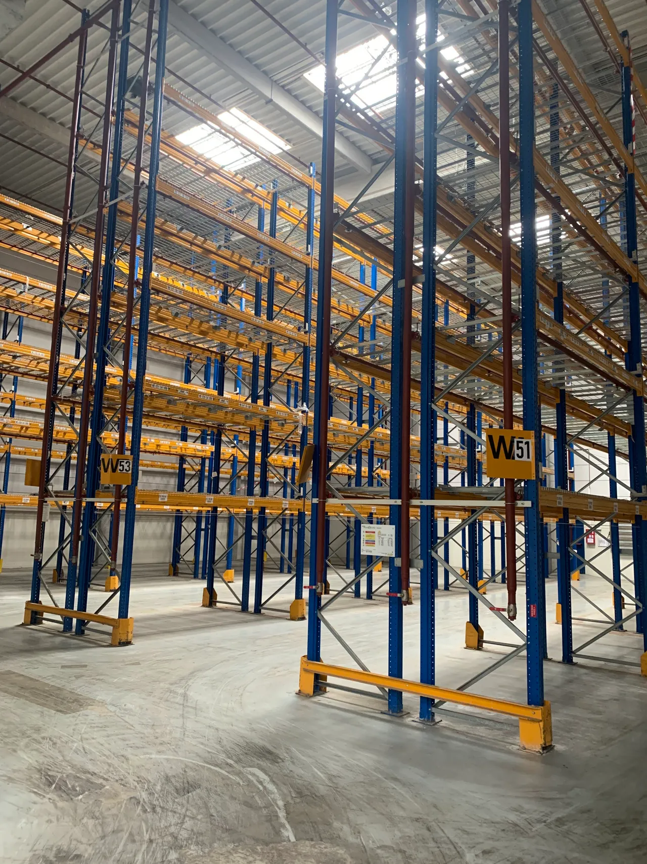 logistics - Logistics Warehouse For Rent - gallery - 5